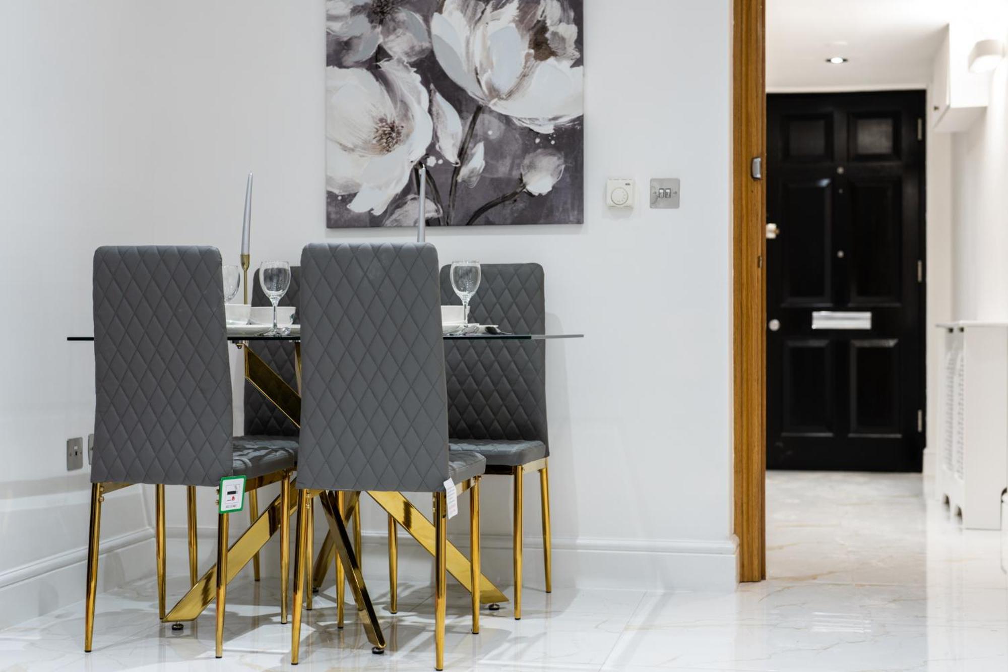 The Signature Residences Londra Esterno foto